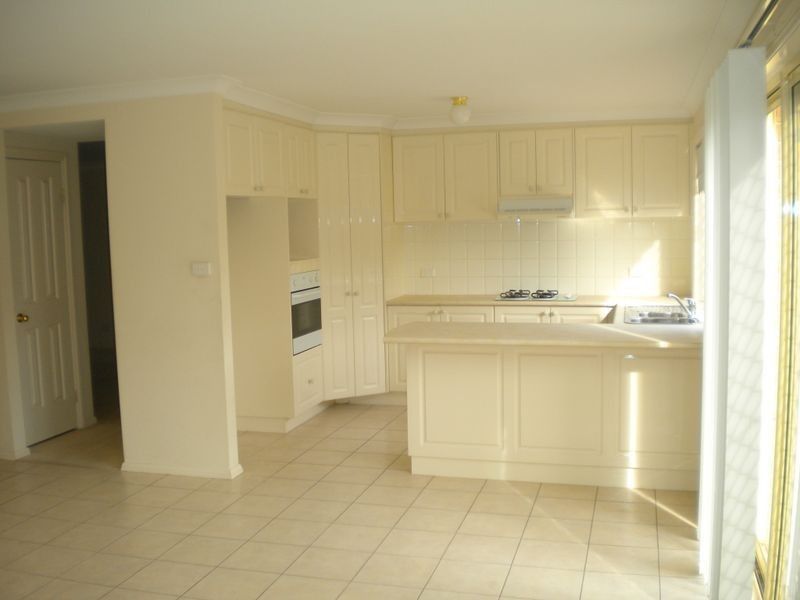 8 Falkirk Court, Kellyville, NSW 2155