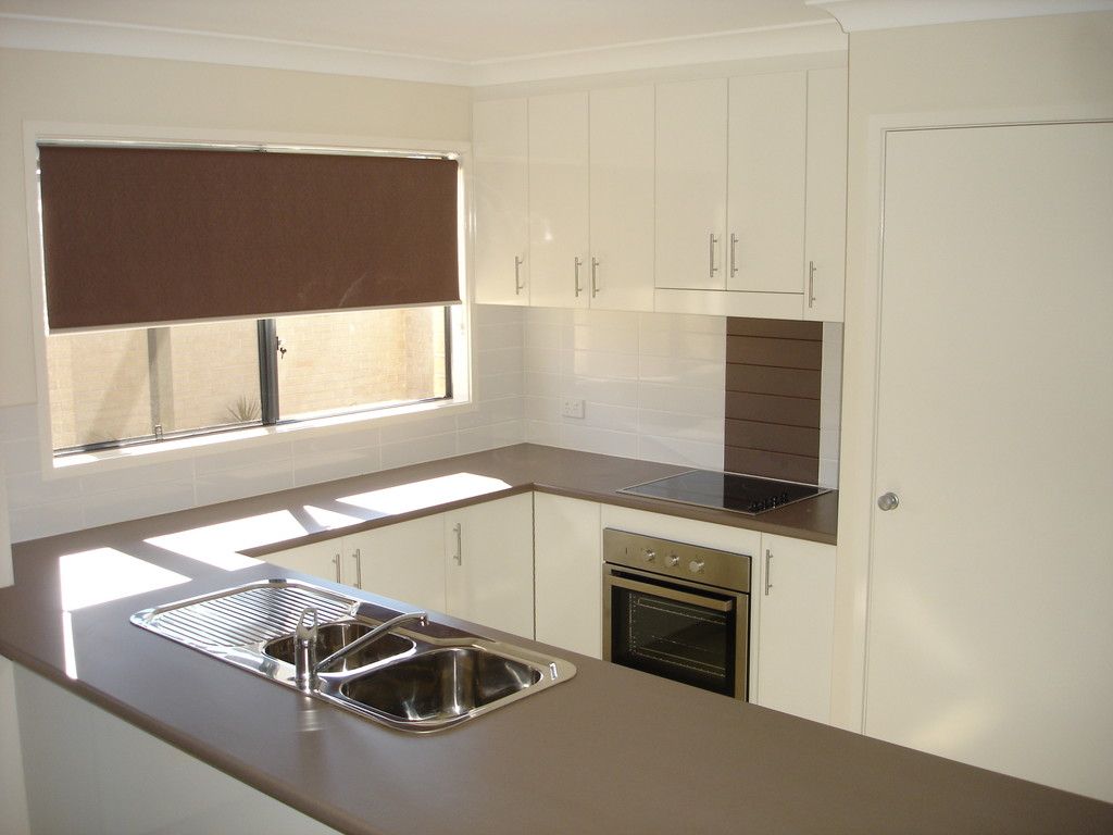 3/8 Gatfield Street, NEWTOWN, QLD 4350
