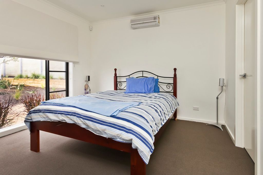 1/21 Kingfisher Drive, Doveton, VIC 3177