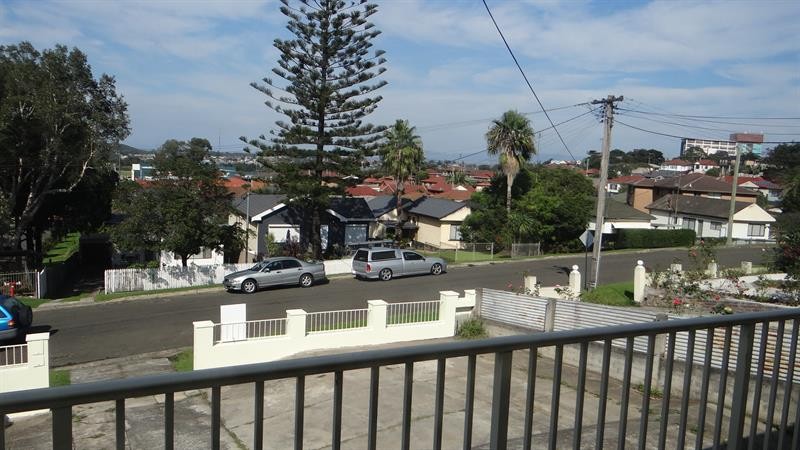 36 Bent Street, WARRAWONG, NSW 2502