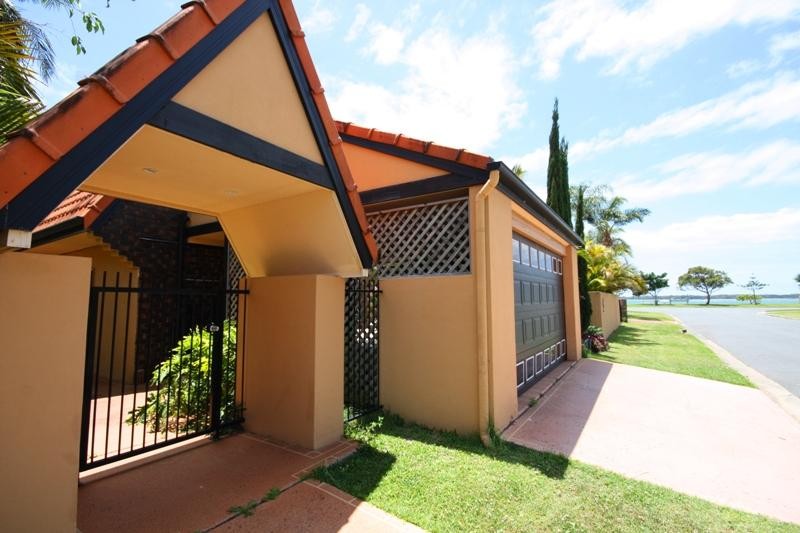 3 Dirk Hartog Place, Hollywell, QLD 4216
