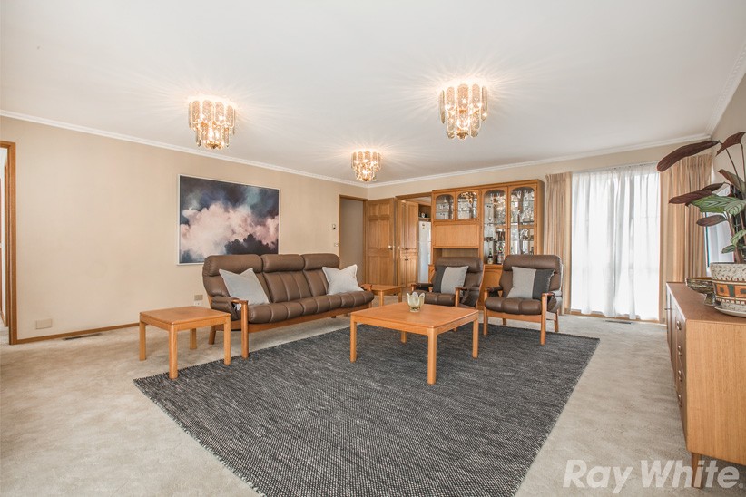 132 Garden Grove Drive, Mill Park, VIC 3082