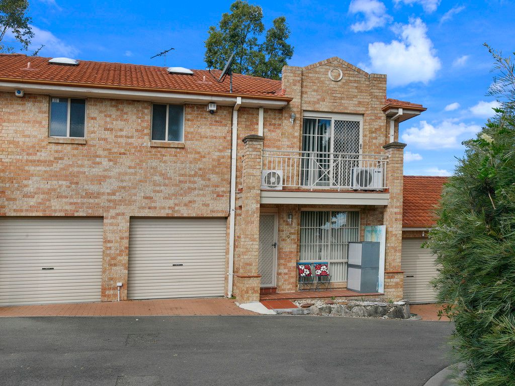 15 Dalton Place