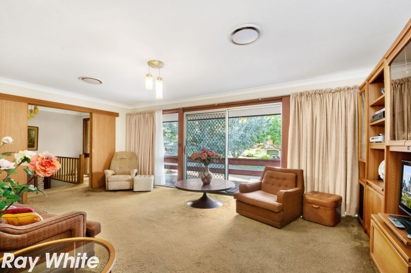 11 Brushford Avenue, Castle Hill, NSW 2154