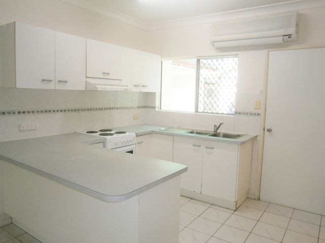 3/21-23 Sandown Close, WOREE, QLD 4868