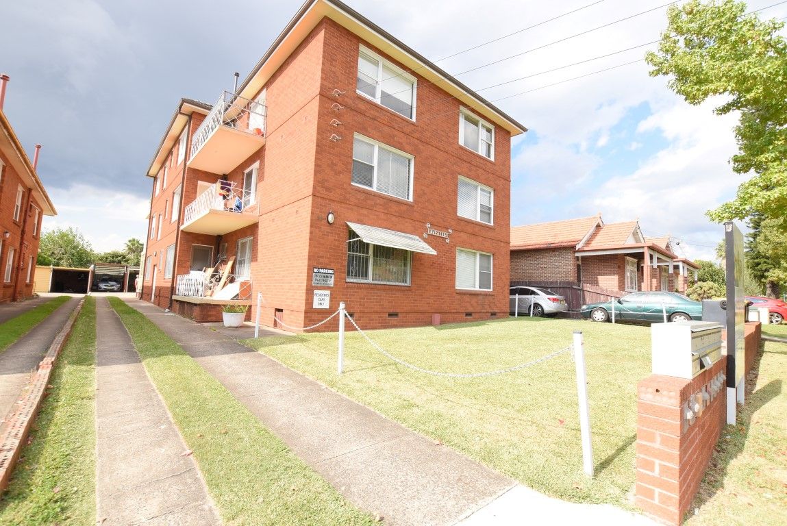 8/20 BROADWAY, Punchbowl, NSW 2196