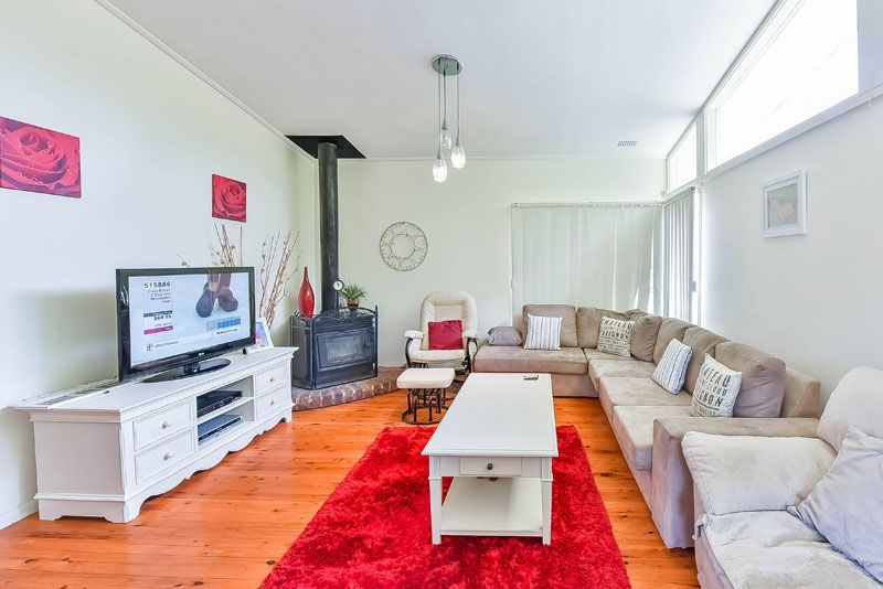 40 Lawn Avenue, Bradbury, NSW 2560