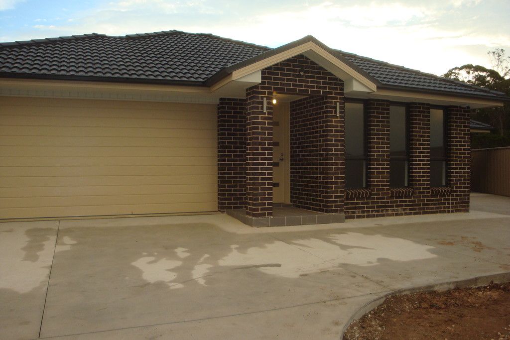 28 Domain Boulevard, Prestons, NSW 2170