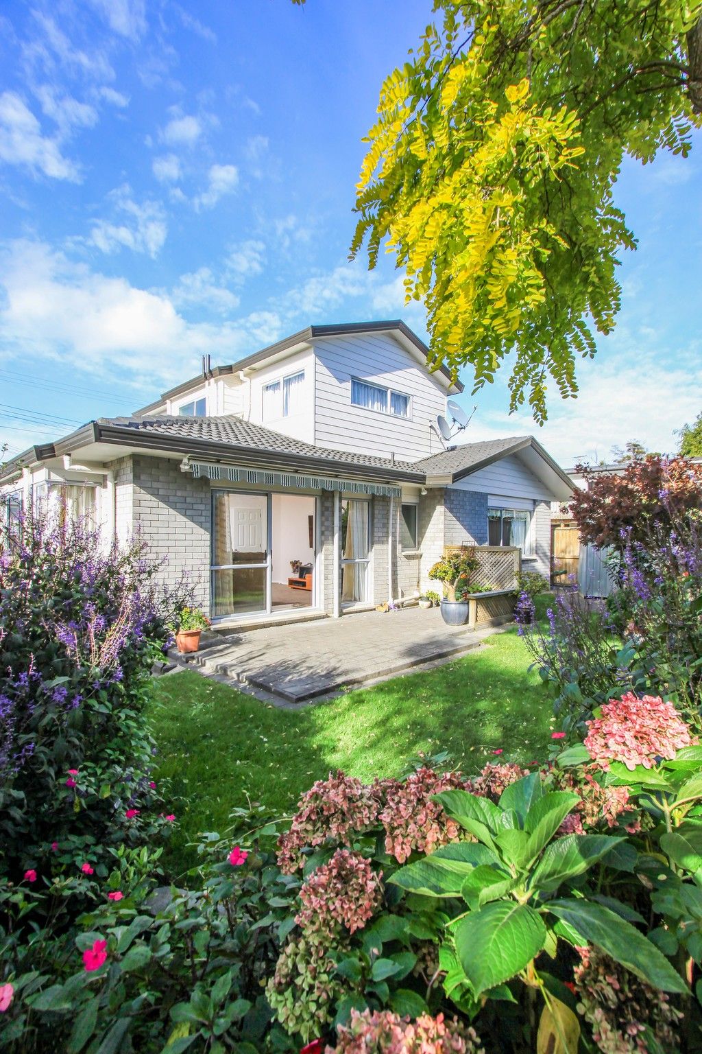 2/29 Eastern Beach Road, Eastern Beach, Manukau City