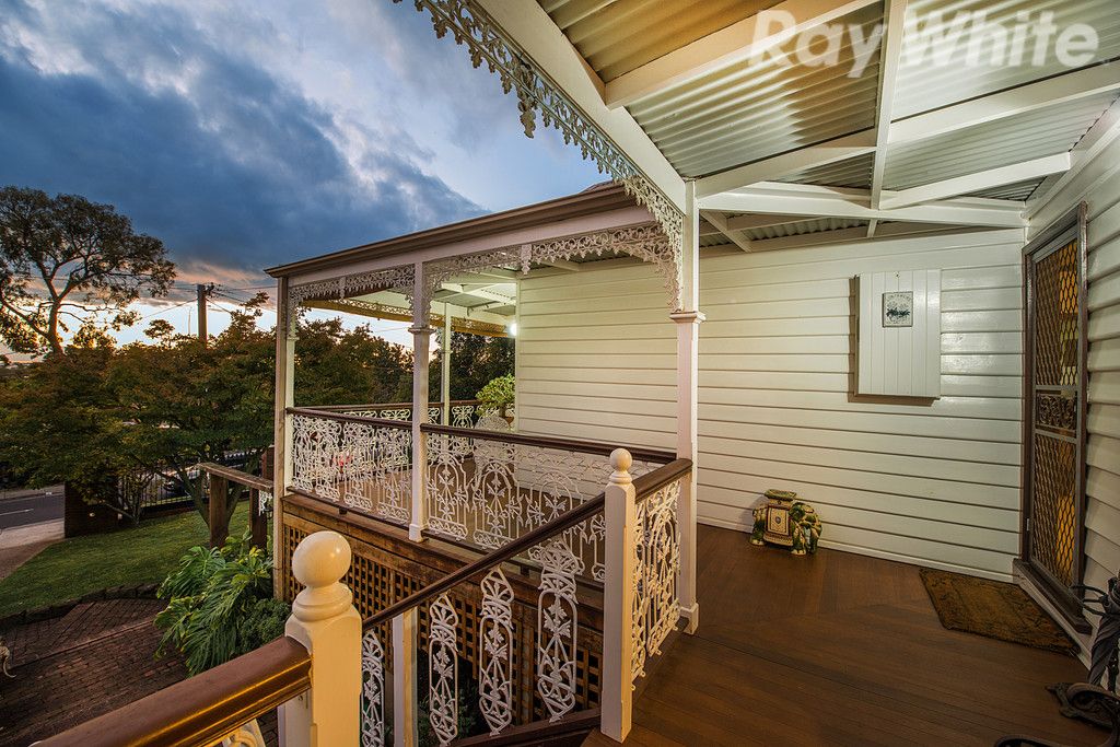 12 Myrtle Crescent, Ferntree Gully, VIC 3156