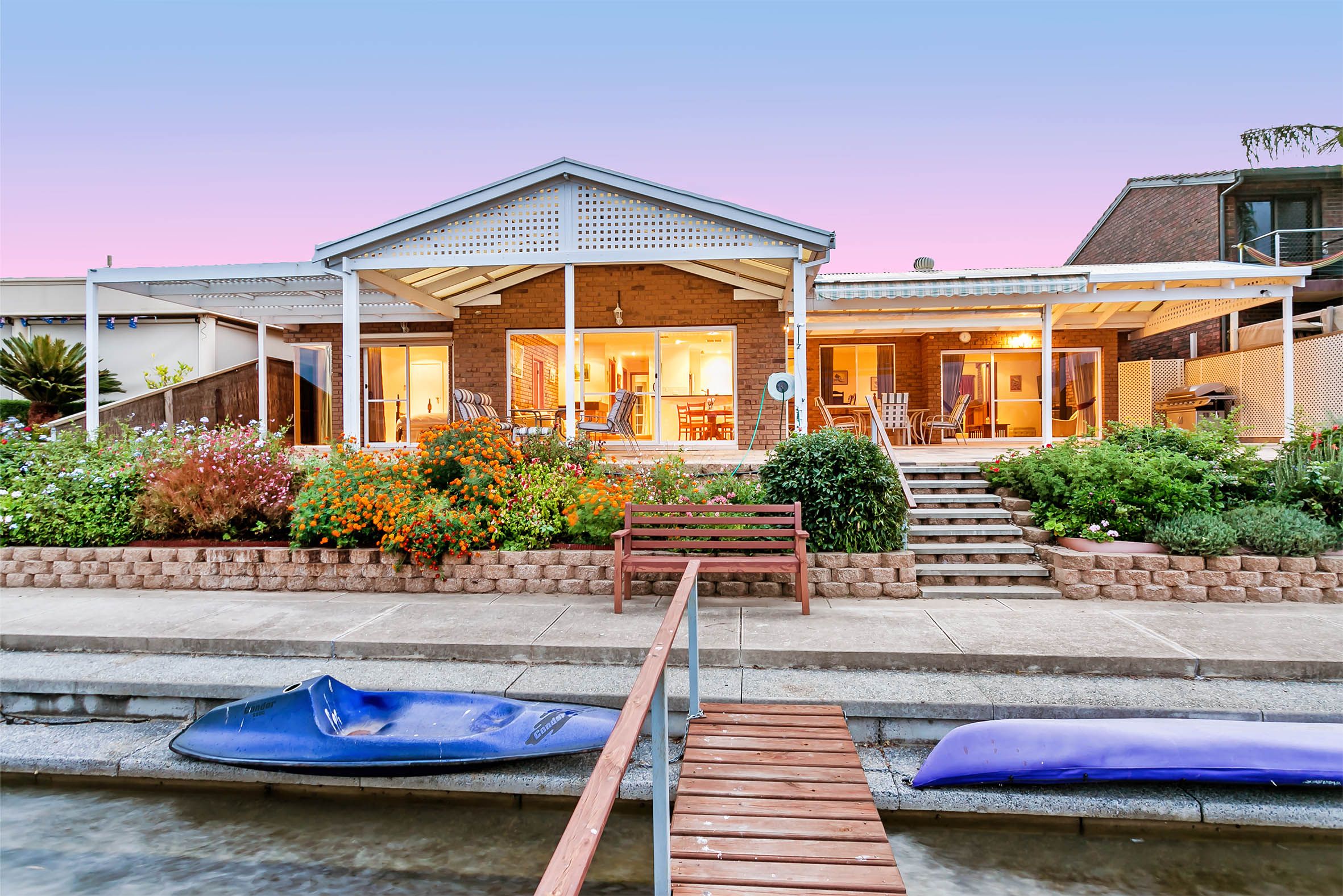 7 Nareeda Way, West Lakes, SA 5021