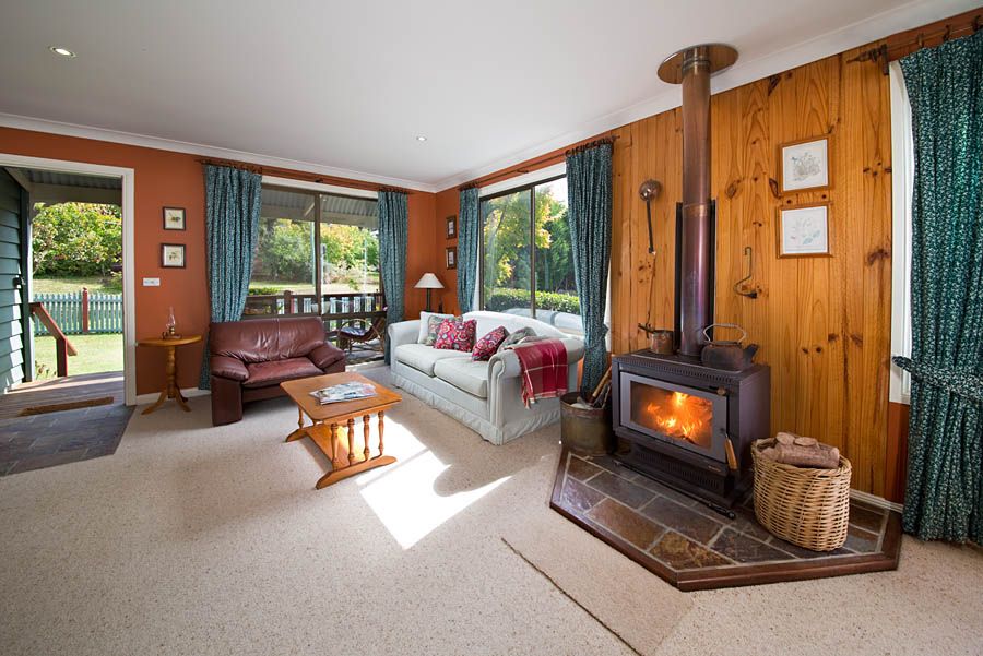 9 Kanimbla Road, Blackheath, NSW 2785