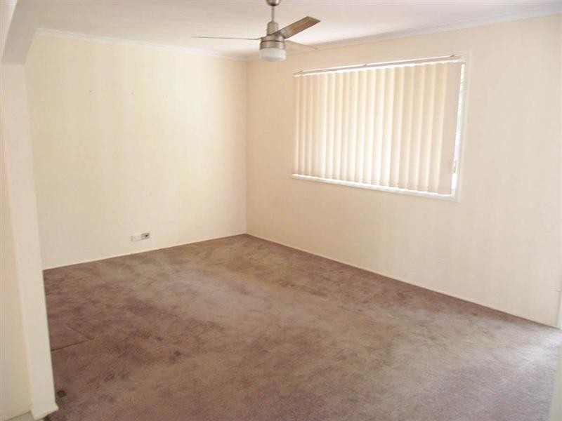 4 Reithmuller Street, Kearneys Spring, QLD 4350