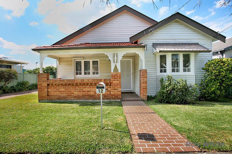12 Mount Avenue, Roselands, NSW 2196