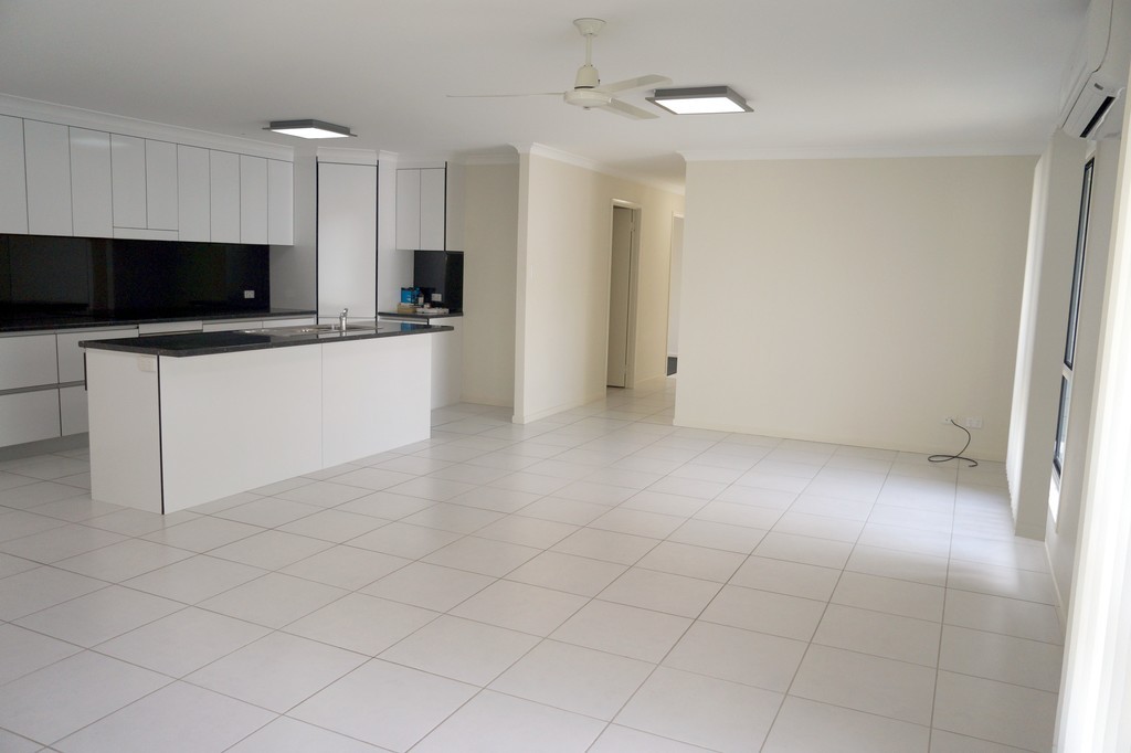 7 Ouston Place, South Gladstone, QLD 4680