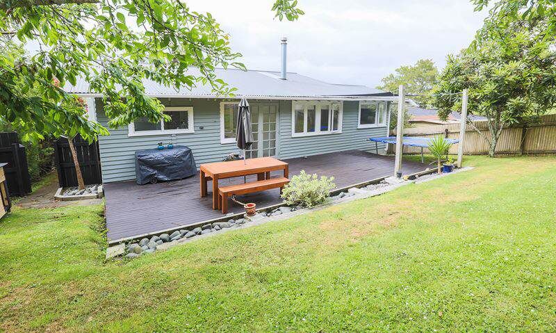 95 Rosedale Road, Pinehill, North Shore City