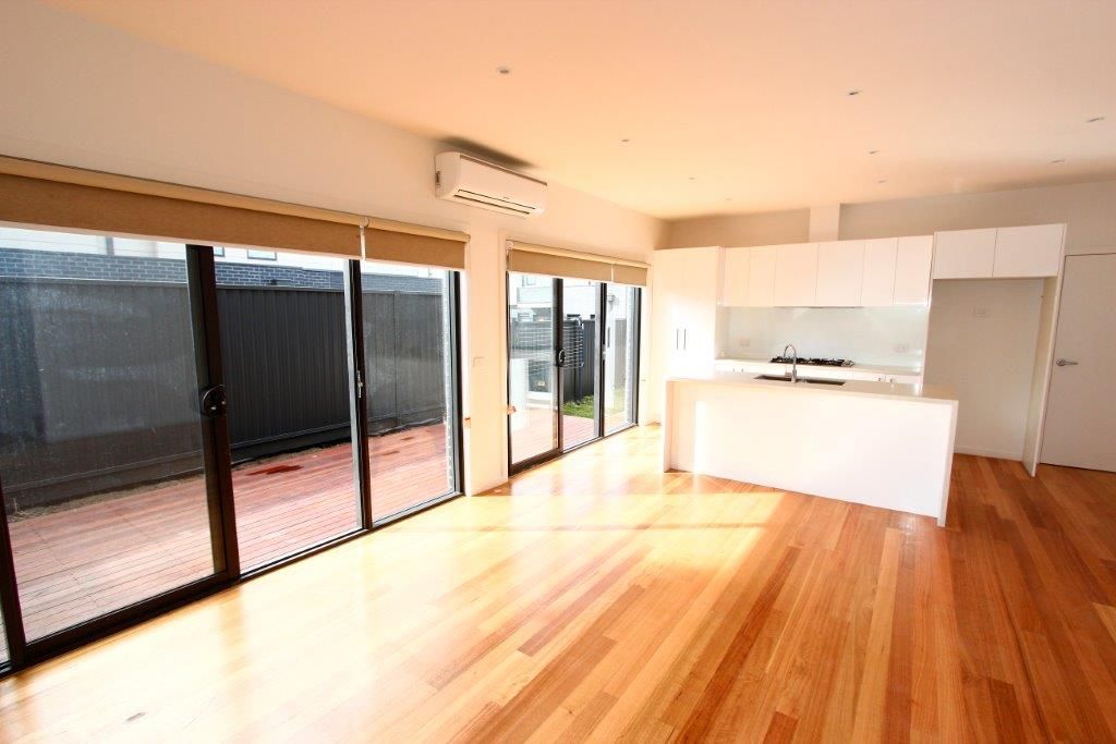16 Emerald Street, Geelong West, VIC 3218