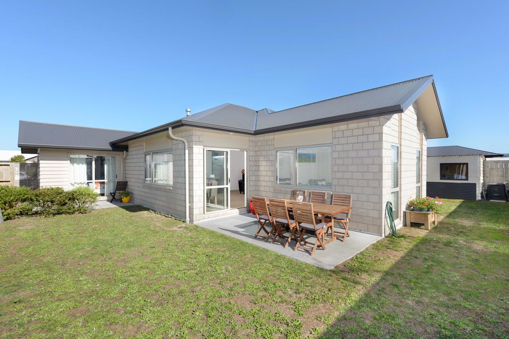 6 Hebe Crescent, Papamoa, Tauranga City