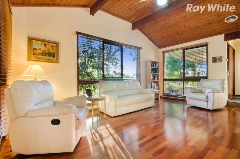 15 Cornelia Close, Kilsyth, VIC 3137