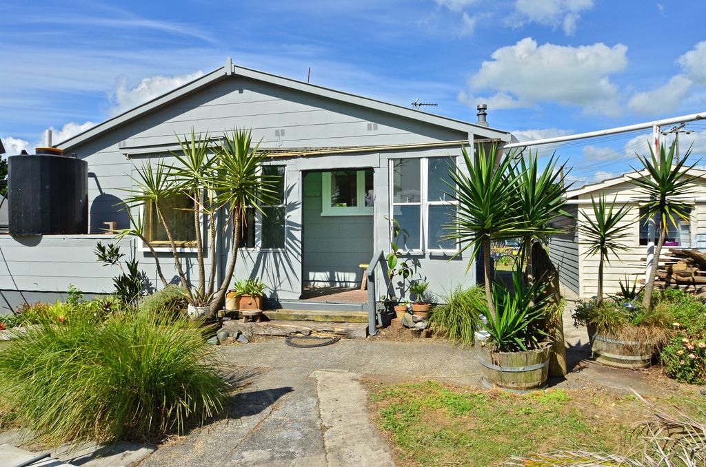 10 Beachlands Road, Beachlands, Manukau City