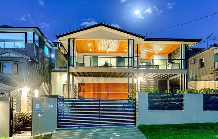 19 Ryan Avenue, BALMORAL, QLD 4171