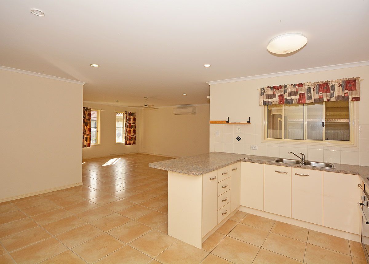 15 Trill Court, Urangan, QLD 4655