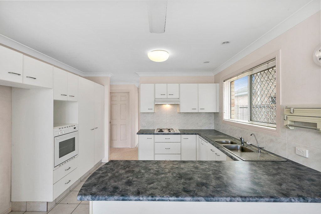 1/64 The Esplanade, Paradise Point, QLD 4216