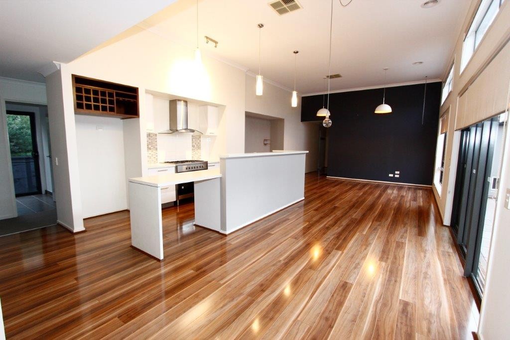 102 Province Boulevard, Highton, VIC 3216