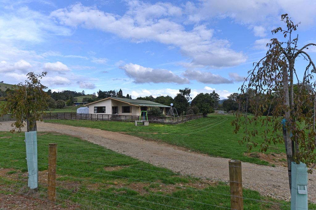 11 Thorn Road, Upper Moutere, Tasman District