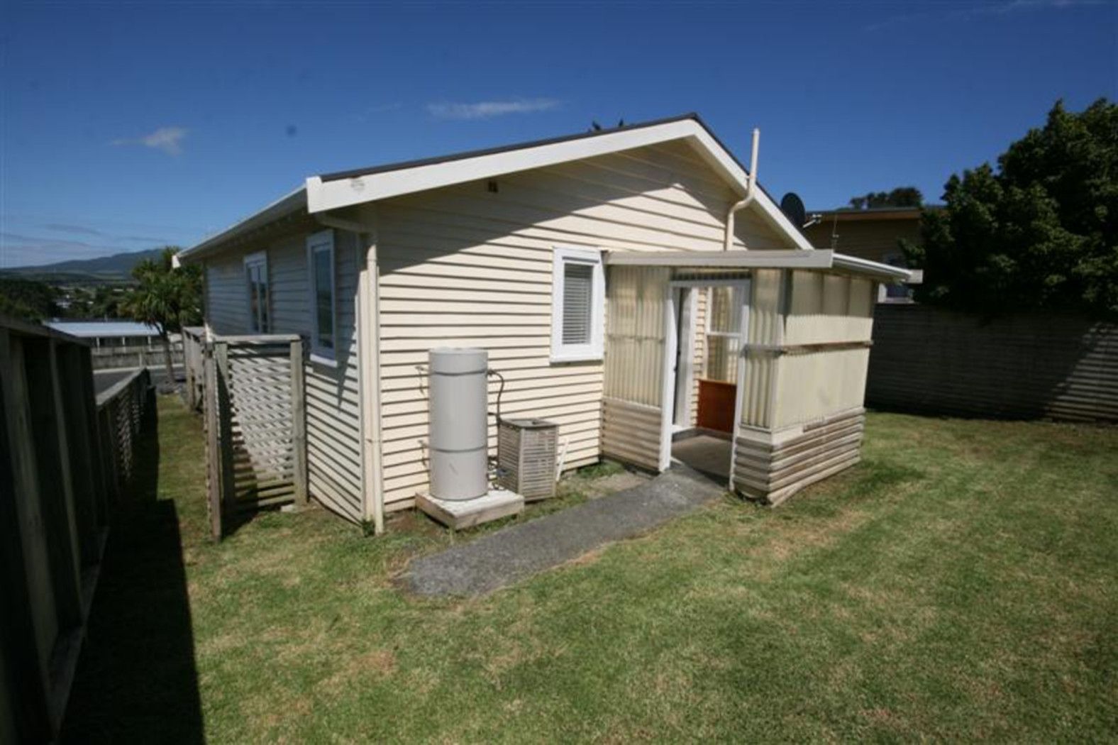 22 Government Road, Raglan, Waikato District