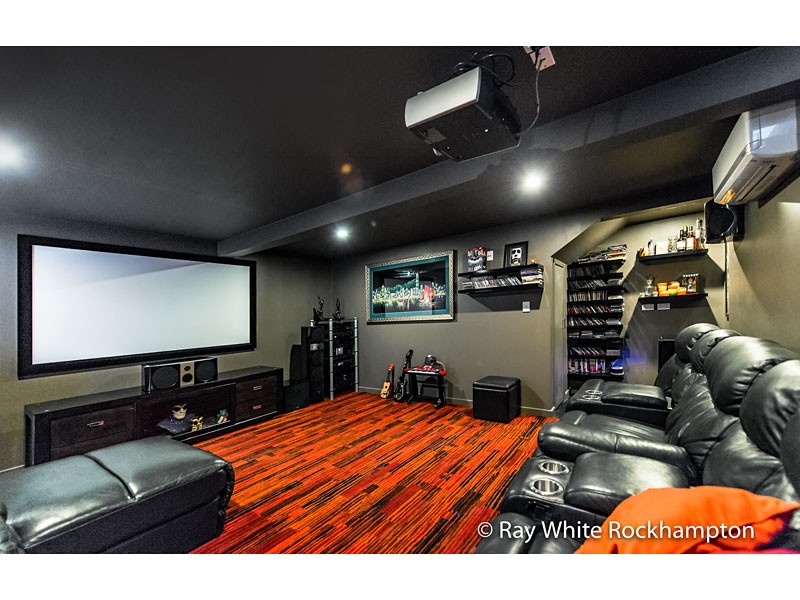 3 Elwing Street, Kawana, QLD 4701