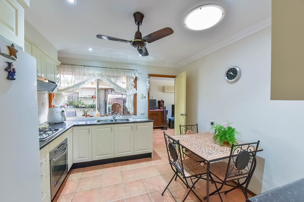61 Surrey Street, Minto, NSW 2566