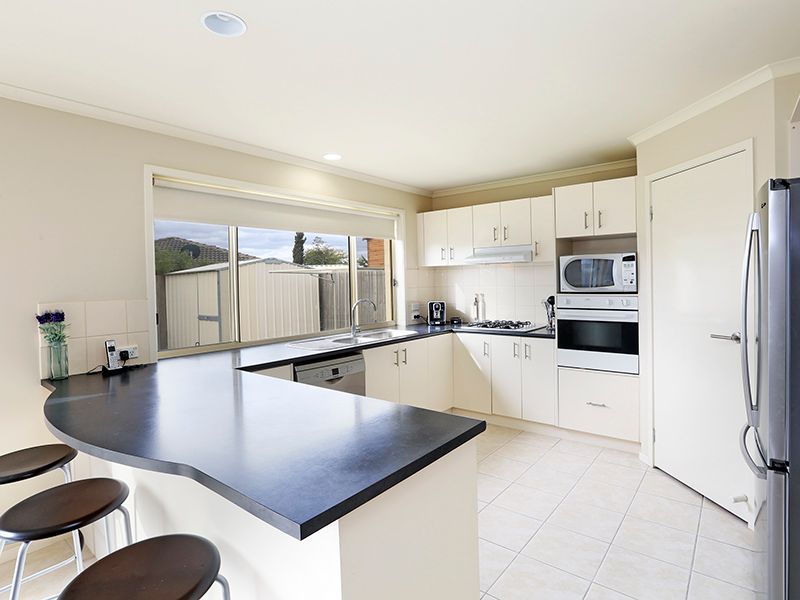 41 Country Gardens Drive, Lara, VIC 3212