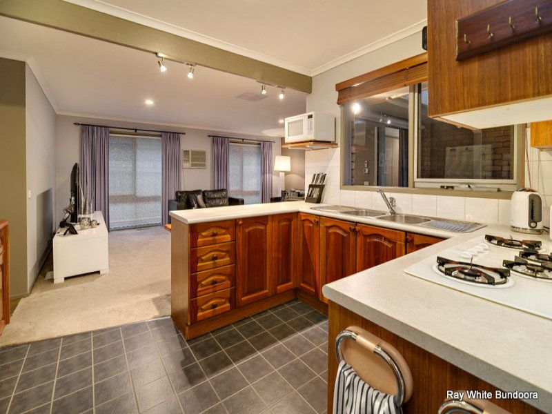 17 Grevillia Drive, Mill Park, VIC 3082