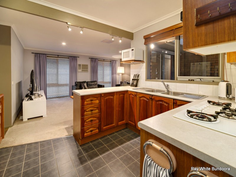 17 Grevillia Drive, Mill Park, VIC 3082