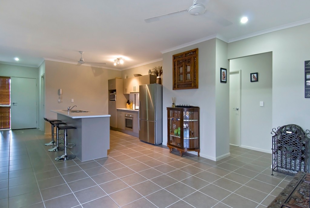 18 Fossilbrook Bend, Trinity Park, QLD 4879