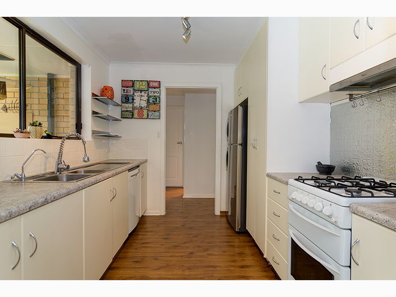 4 Ivy Street, Aberfoyle Park, SA 5159