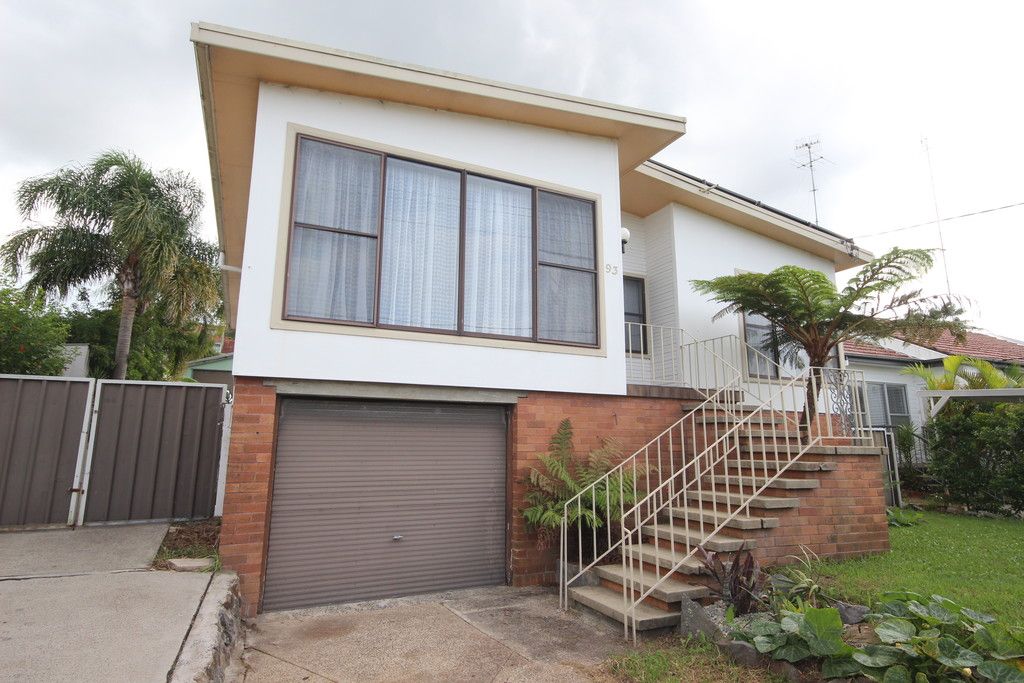 93 Wommara Avenue, Belmont, NSW 2280