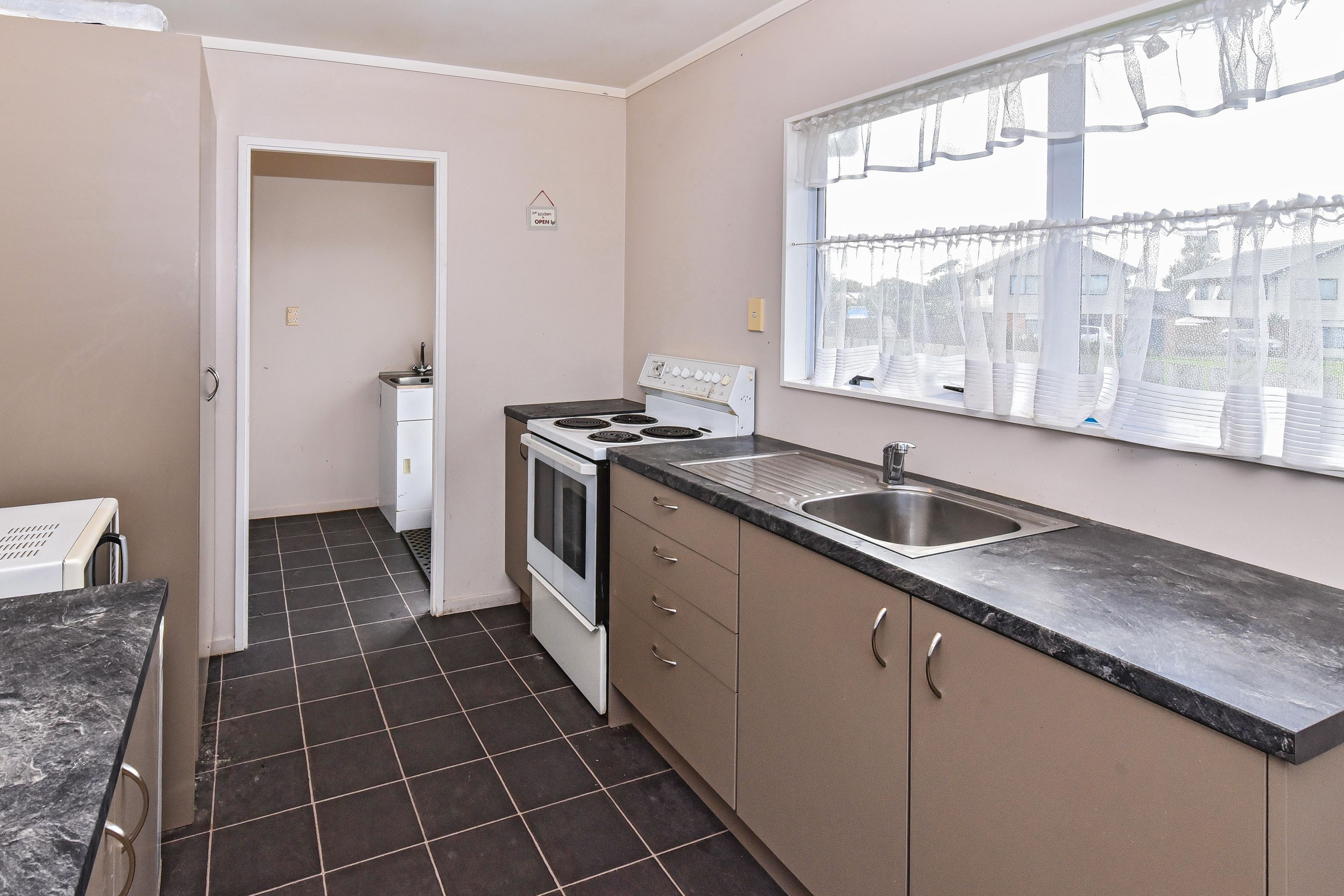 1/11 Volta Place, Manurewa, Manukau City
