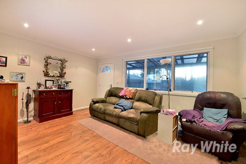 39 Silverton Drive, Ferntree Gully, VIC 3156
