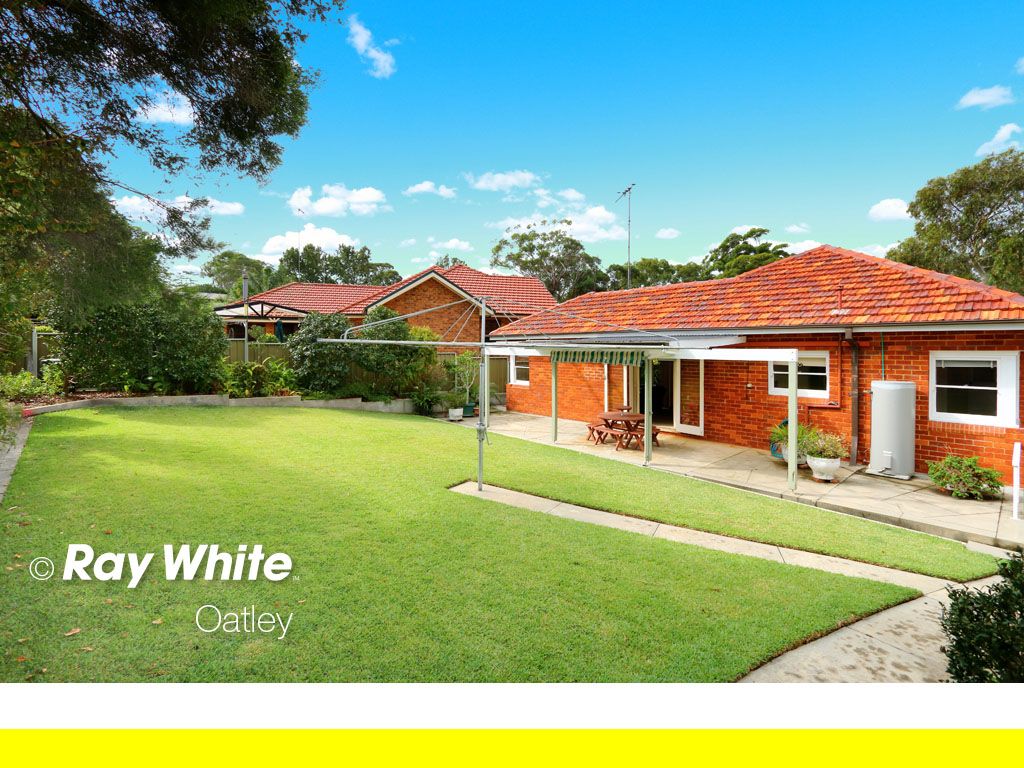 26 Macken Crescent, Oatley, NSW 2223