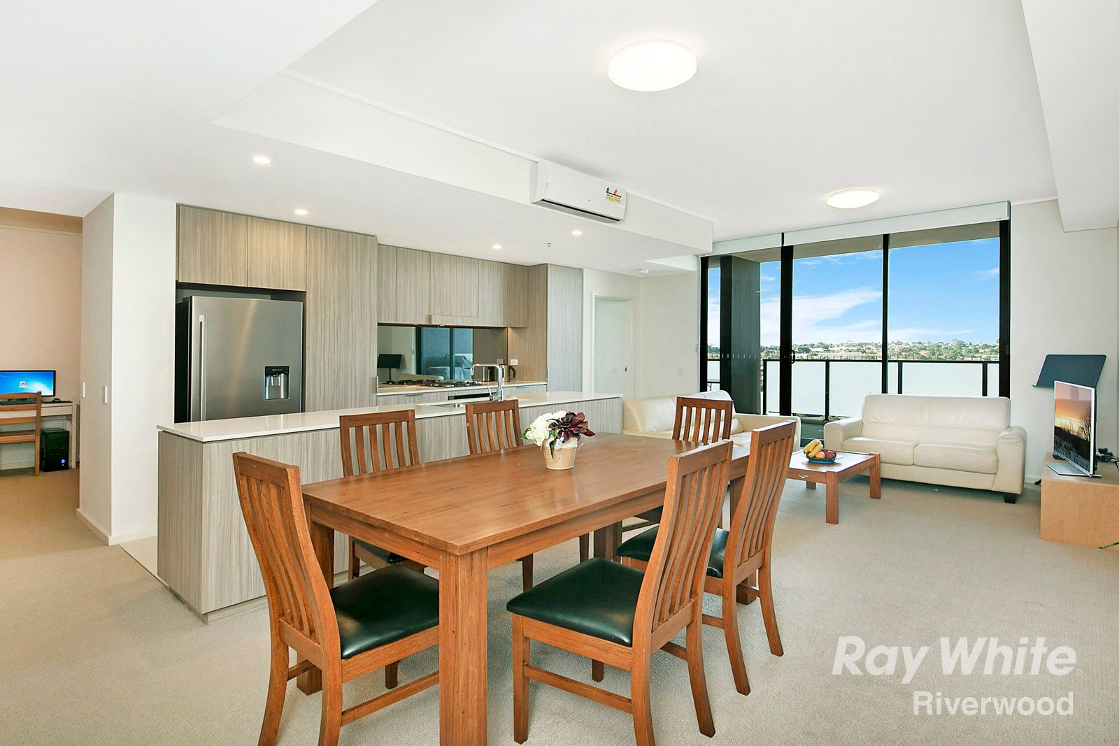 802/1 Vermont Crescent, Riverwood, NSW 2210