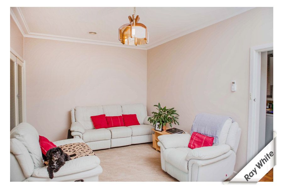 60 Molonglo Street, Queanbeyan, NSW 2620