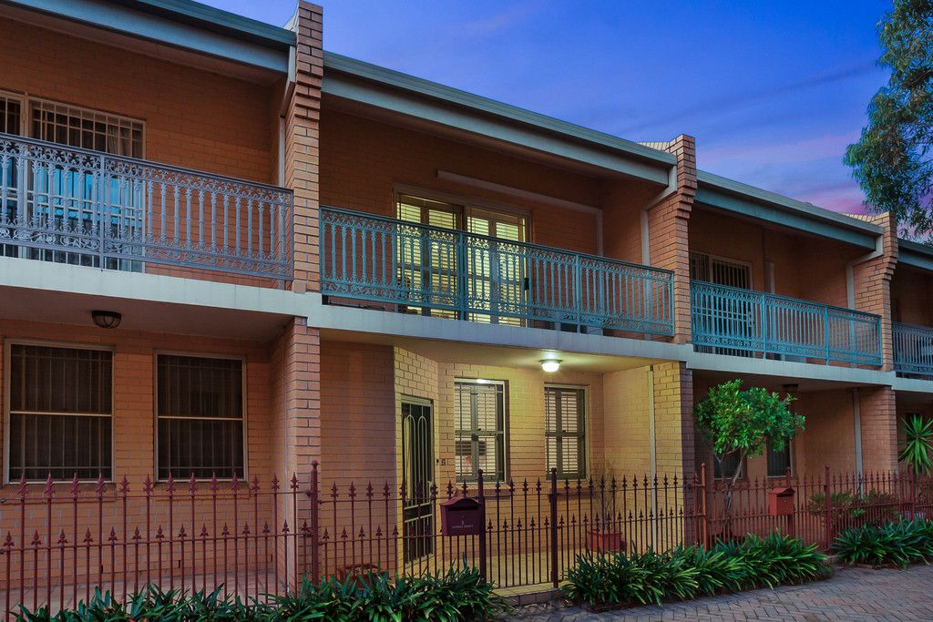 18 Ethel Street
