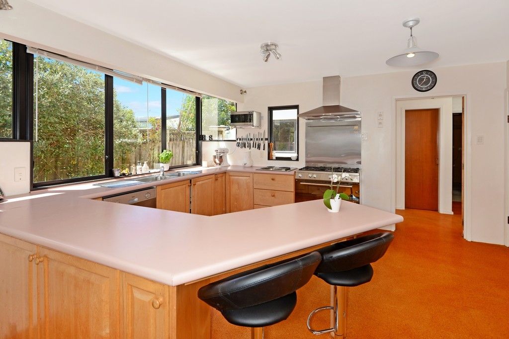 55a Tramway Road, Beach Haven, North Shore City