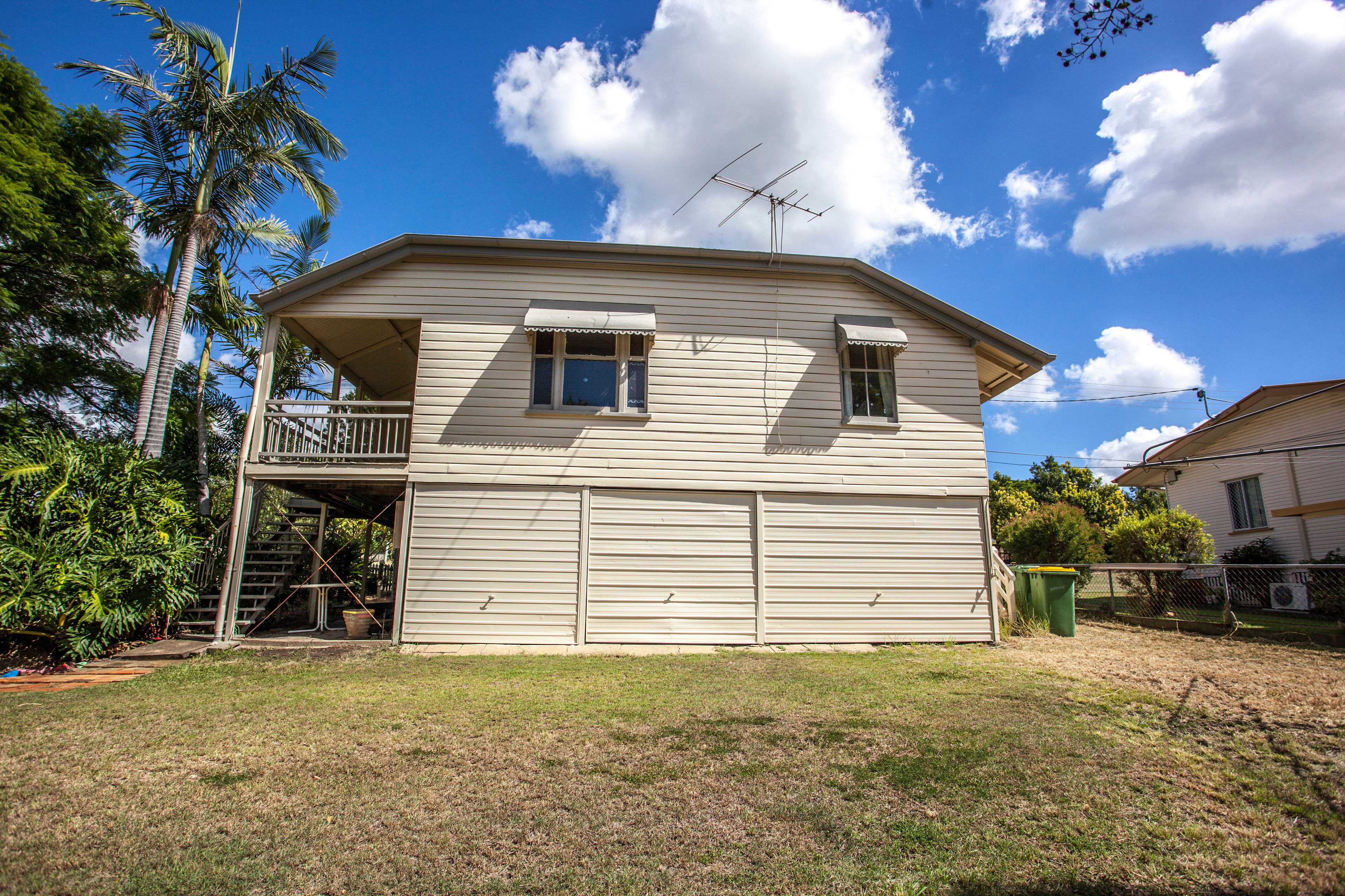 10 Bridge Street, North Booval, QLD 4304
