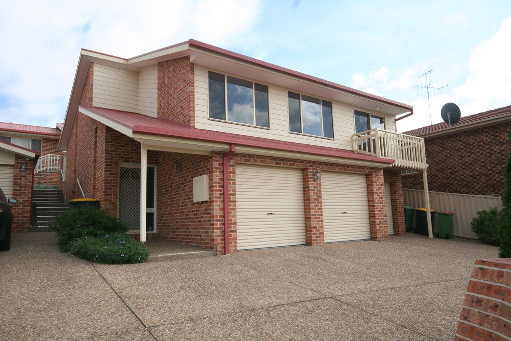 1/24 Candlebark Road, Queanbeyan, NSW 2620