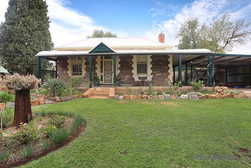 19 Morehead Street, Burra SA 5417