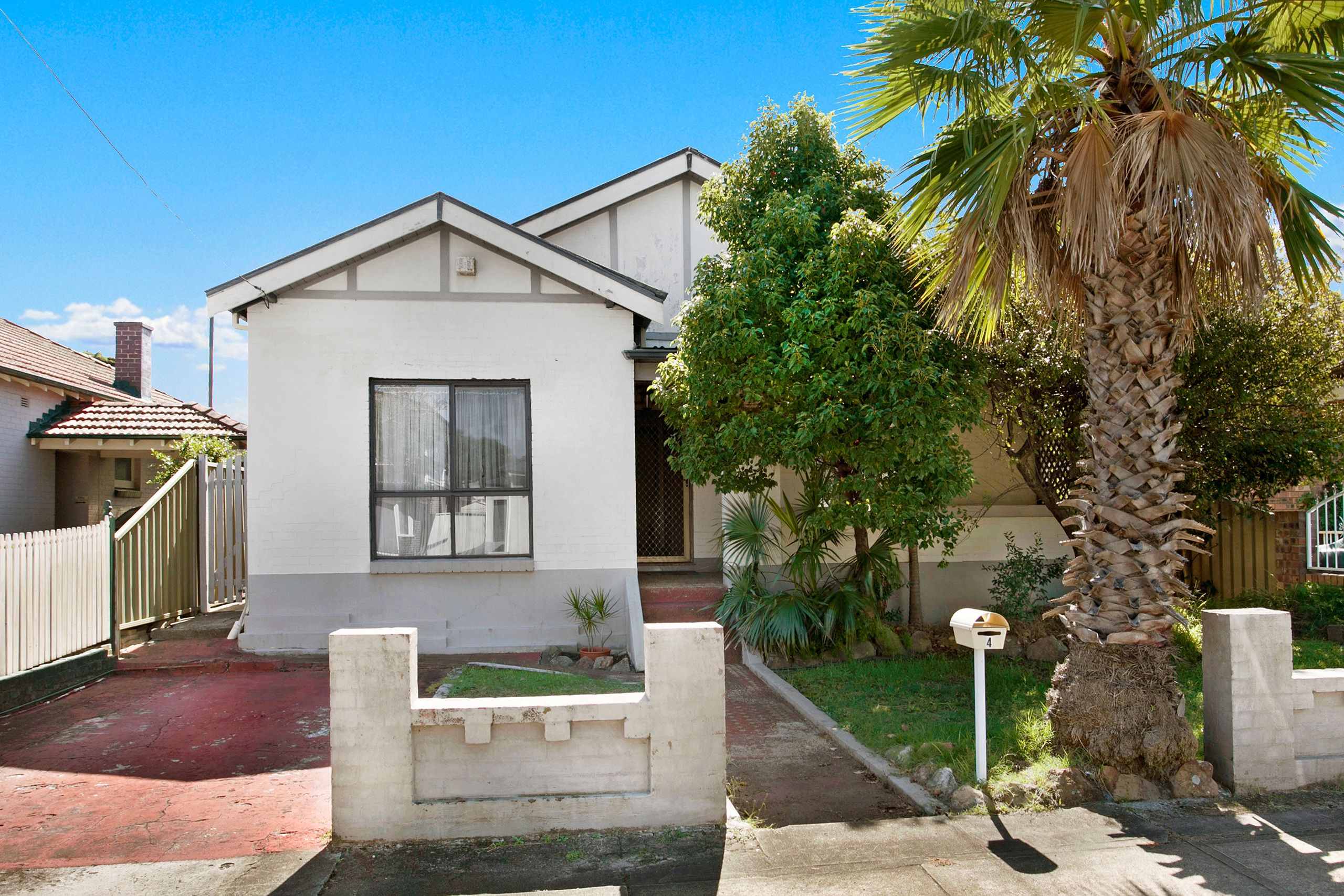 4 Yarren Avenue