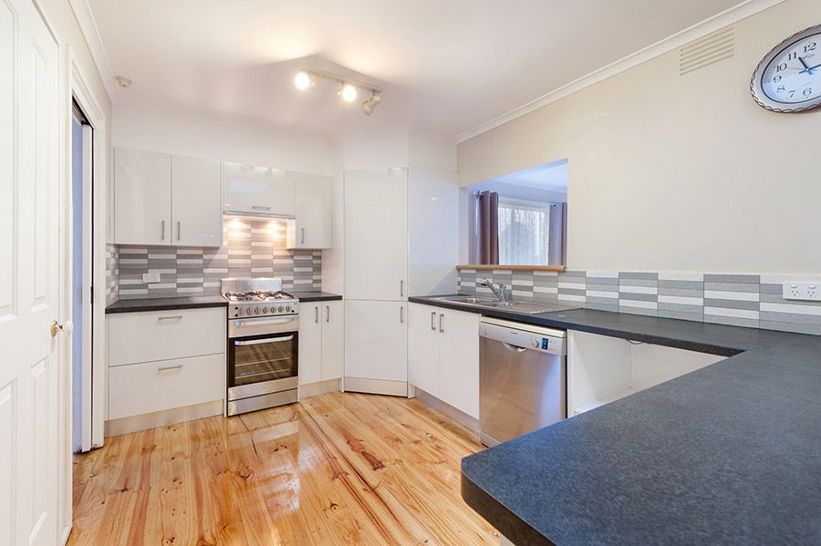 16 Grinstead Court, Craigieburn, VIC 3064